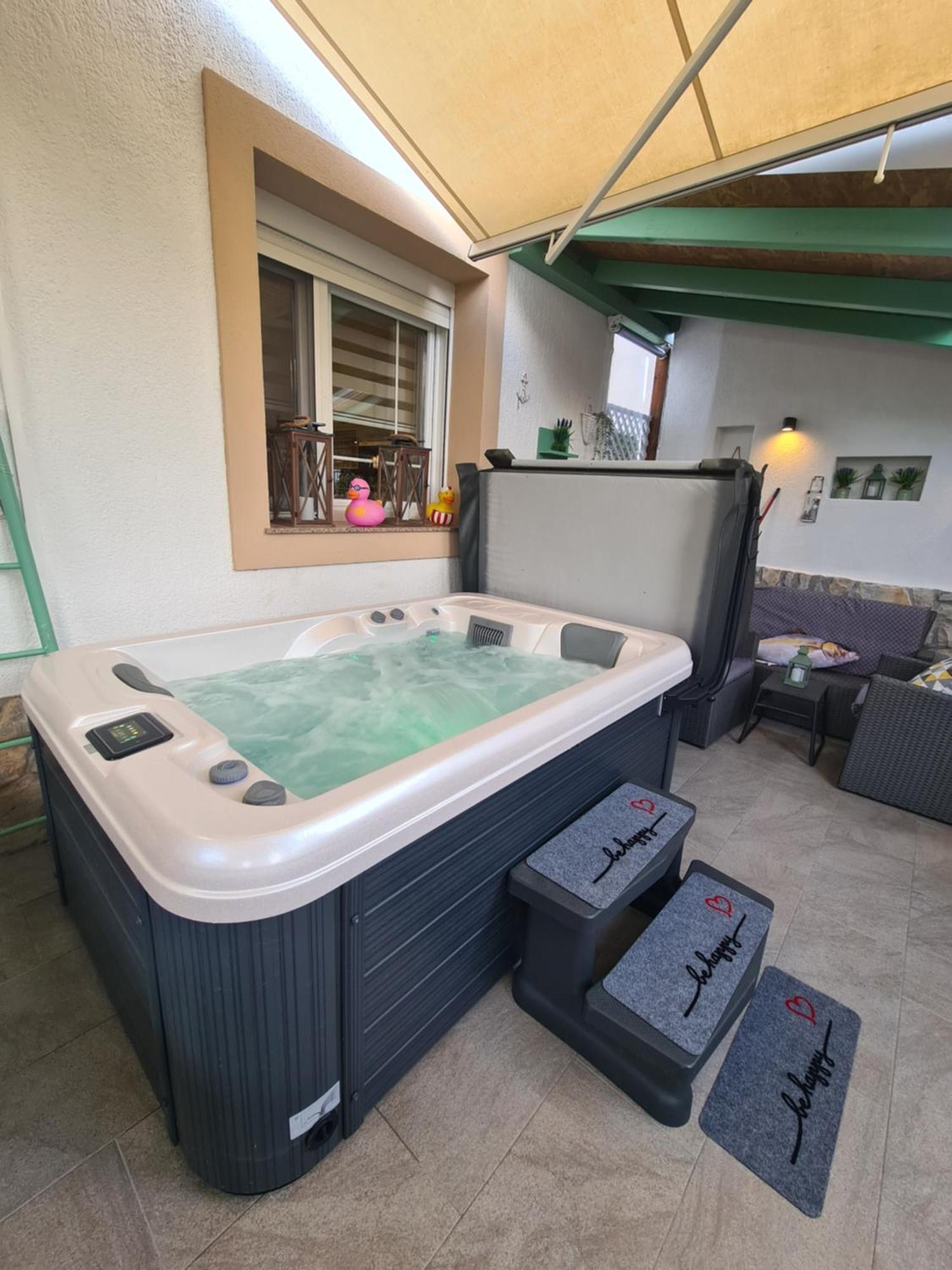 Apartment Marangunija マリンスカ 部屋 写真